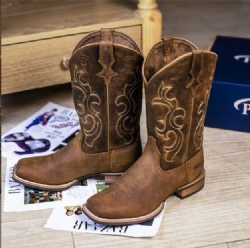 YB07 western boot